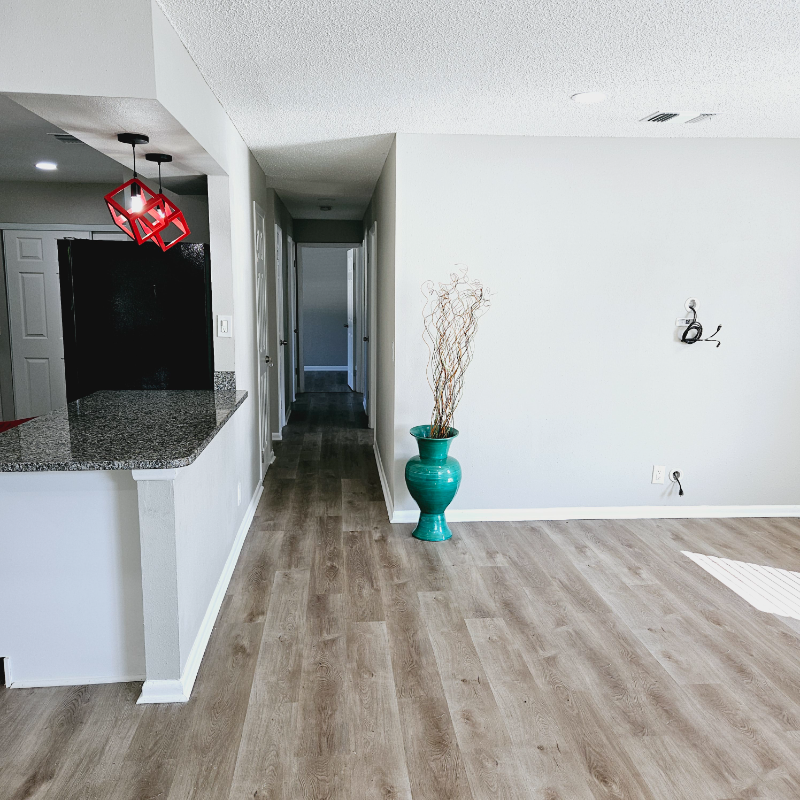 602 Taylor Blvd - Photo 3 of 11