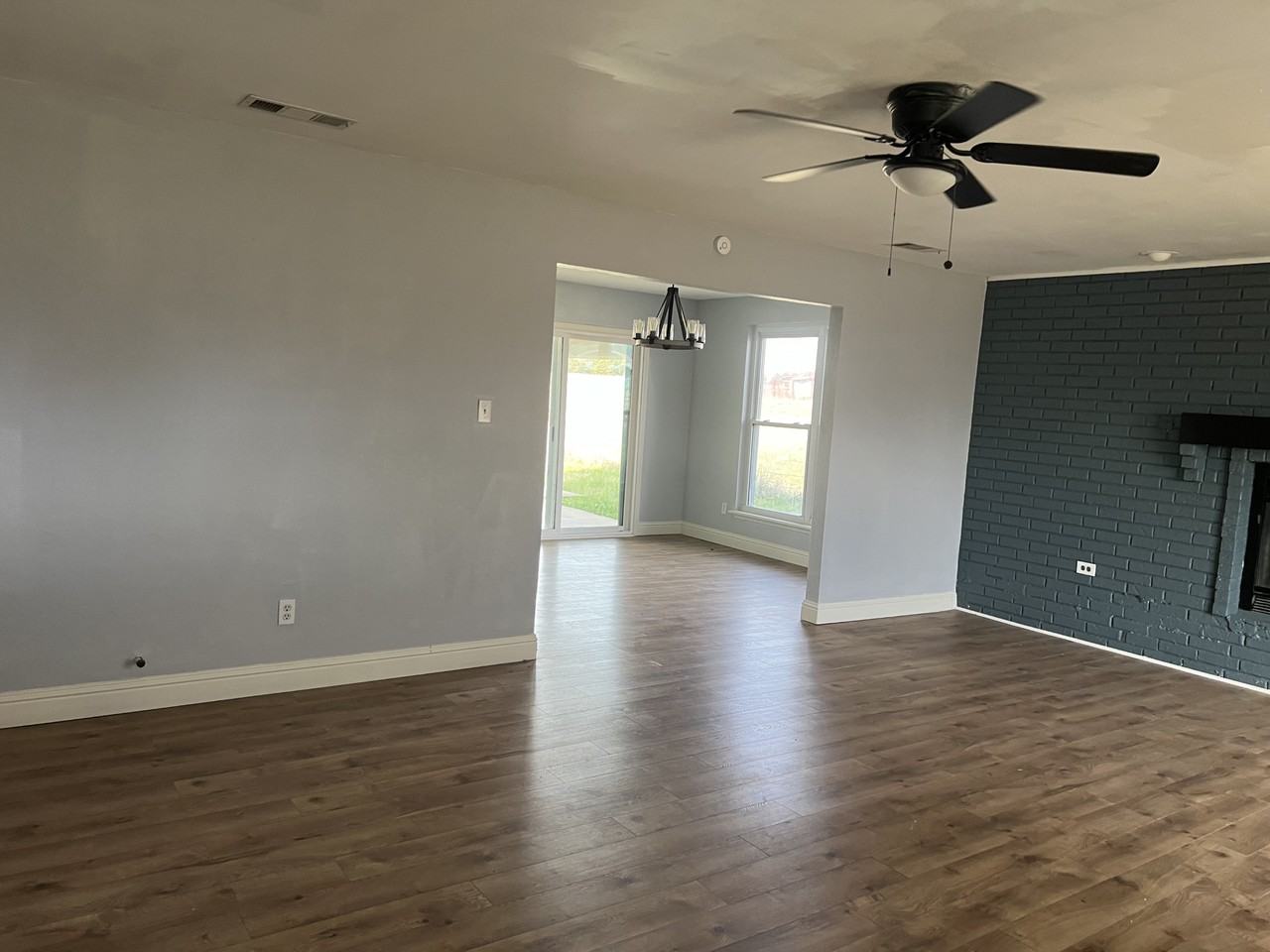 6823 Fm 1377 #NA - Photo 3 of 19