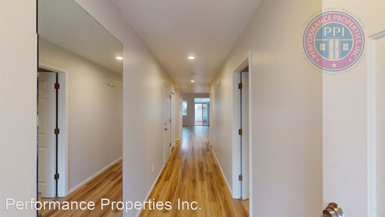 38959 Cascadia Village Dr - Photo 2 of 26