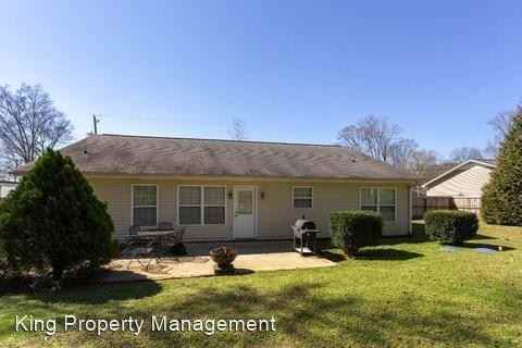 396 Rosemary Ln - Photo 2 of 34