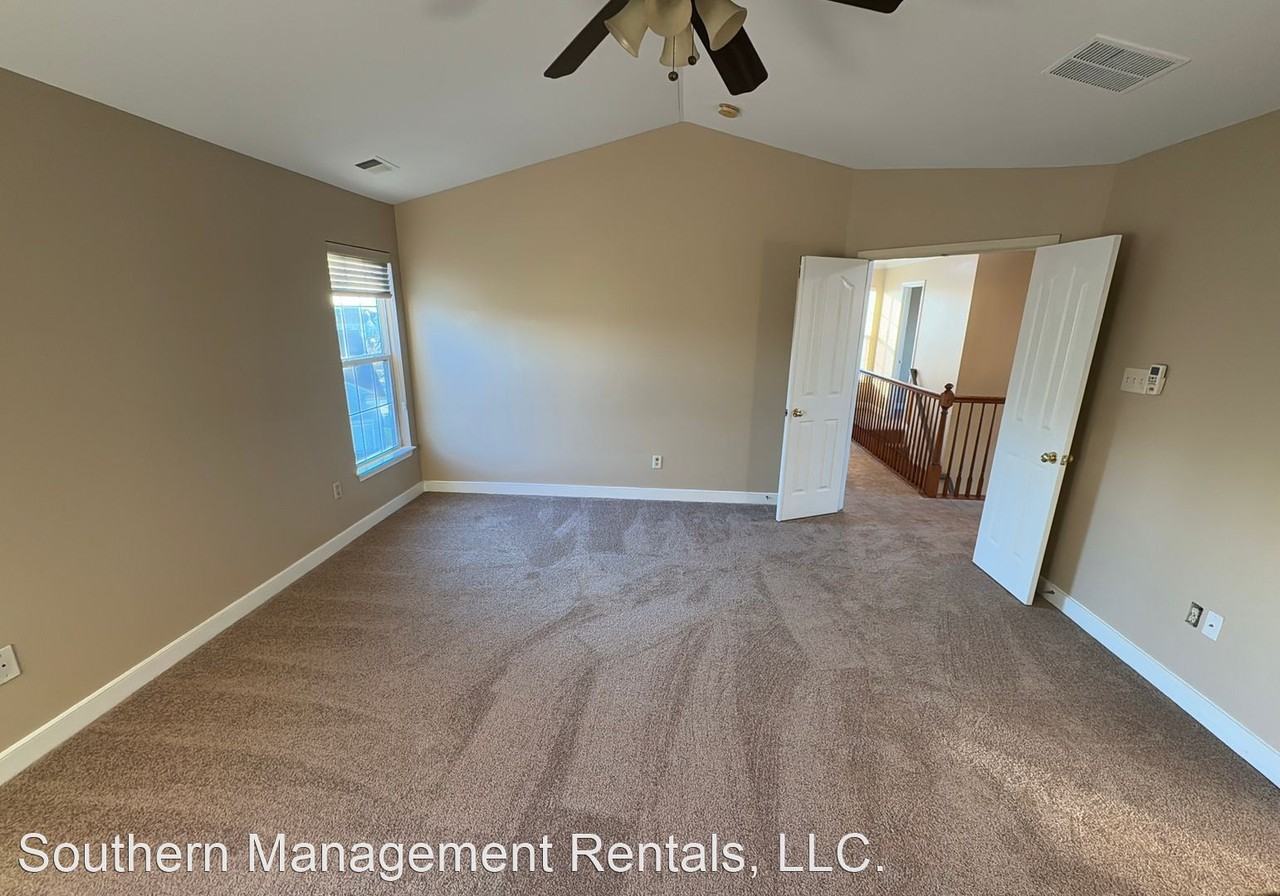 7738 Grand Lake Dr - Photo 3 of 25