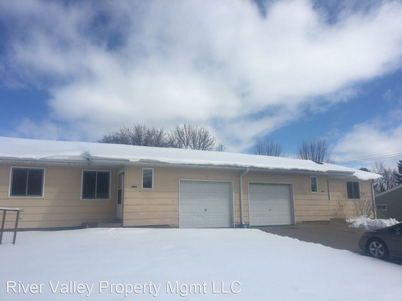 2406 Skeels Ave - Photo 2 of 5