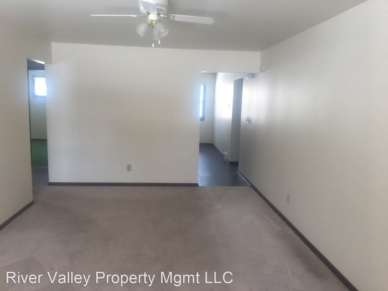 2406 Skeels Ave - Photo 3 of 5