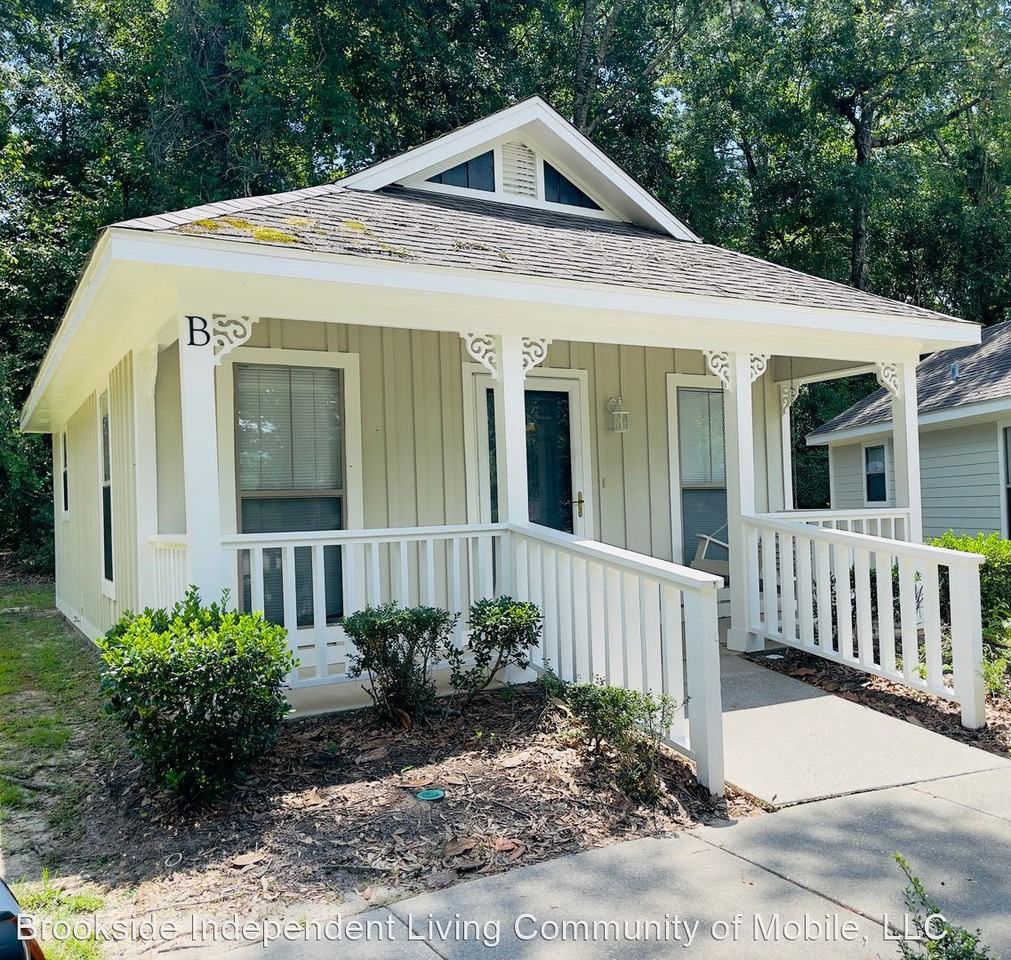 Woodland Bungalow Apartments 2255 2255 Pesnell Ct. Units AE, Mobile