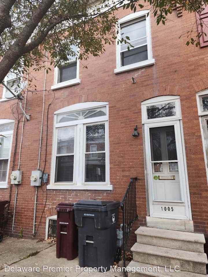 1005 Maple St - Photo 2 of 15