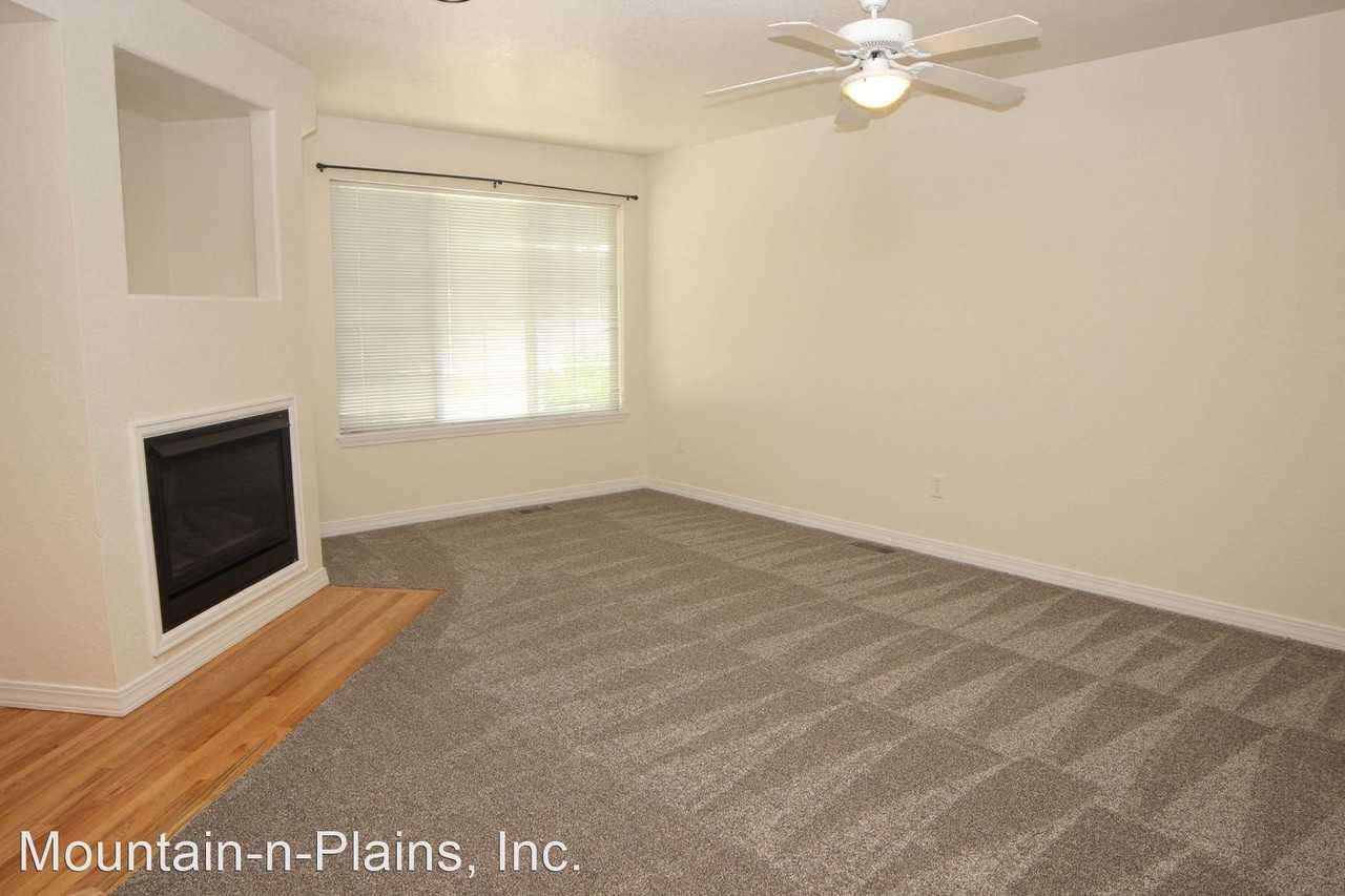 6826 Antigua Dr #5 - Photo 2 of 15