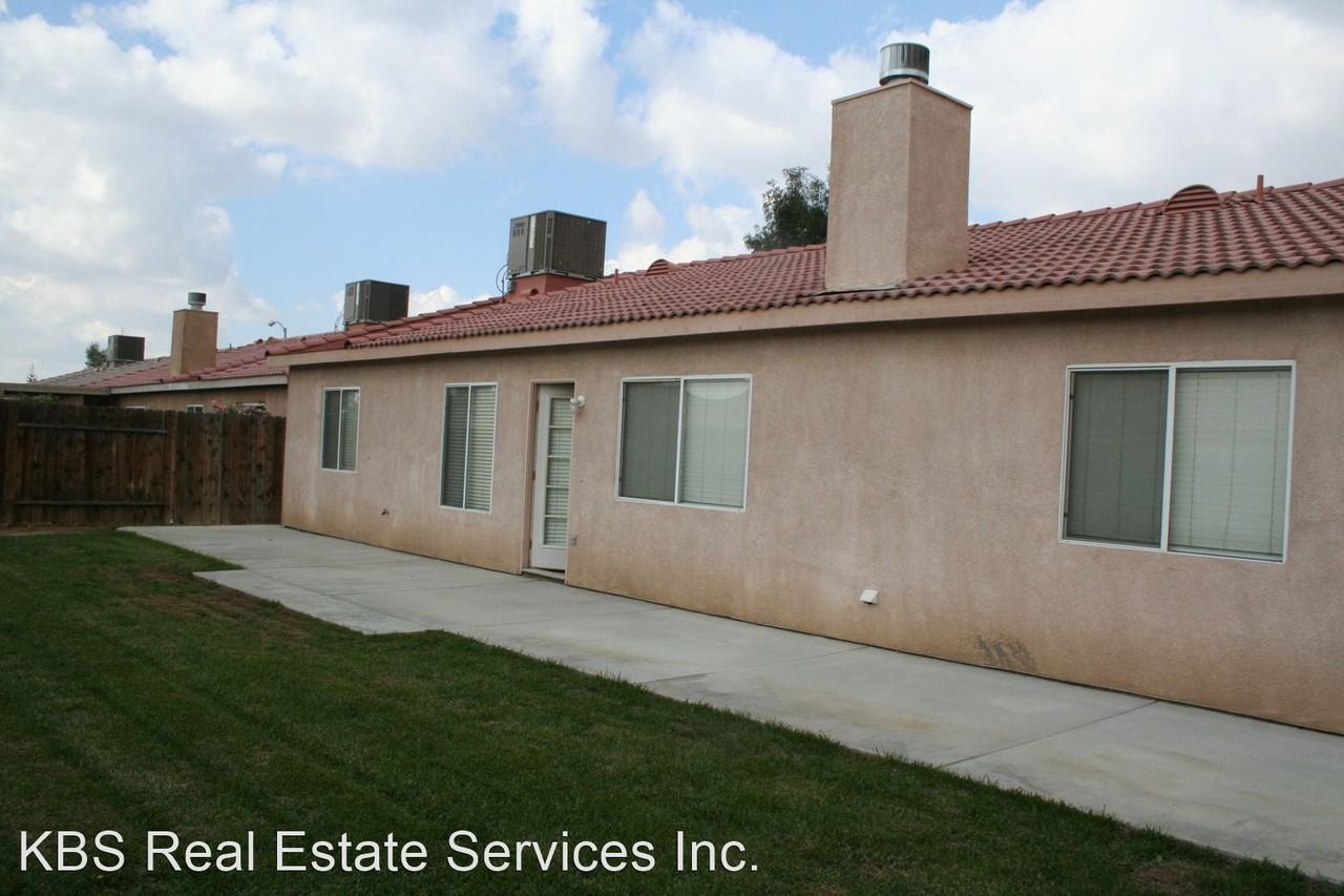 5305 San Mateo Dr - Photo 2 of 2