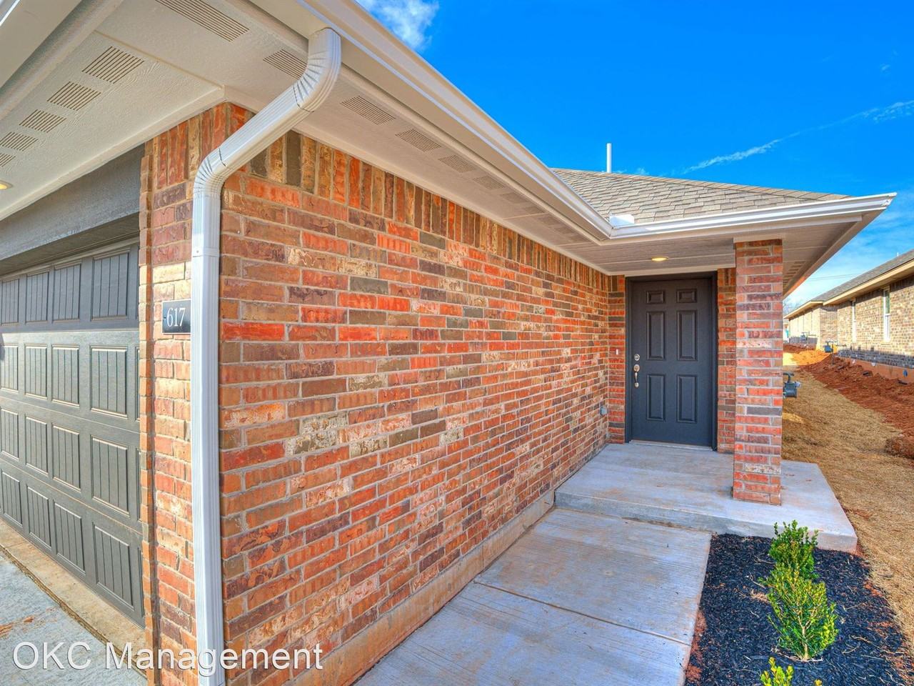 Brand new residences in the flourishing community of Yukon! - Photo 3 of 37