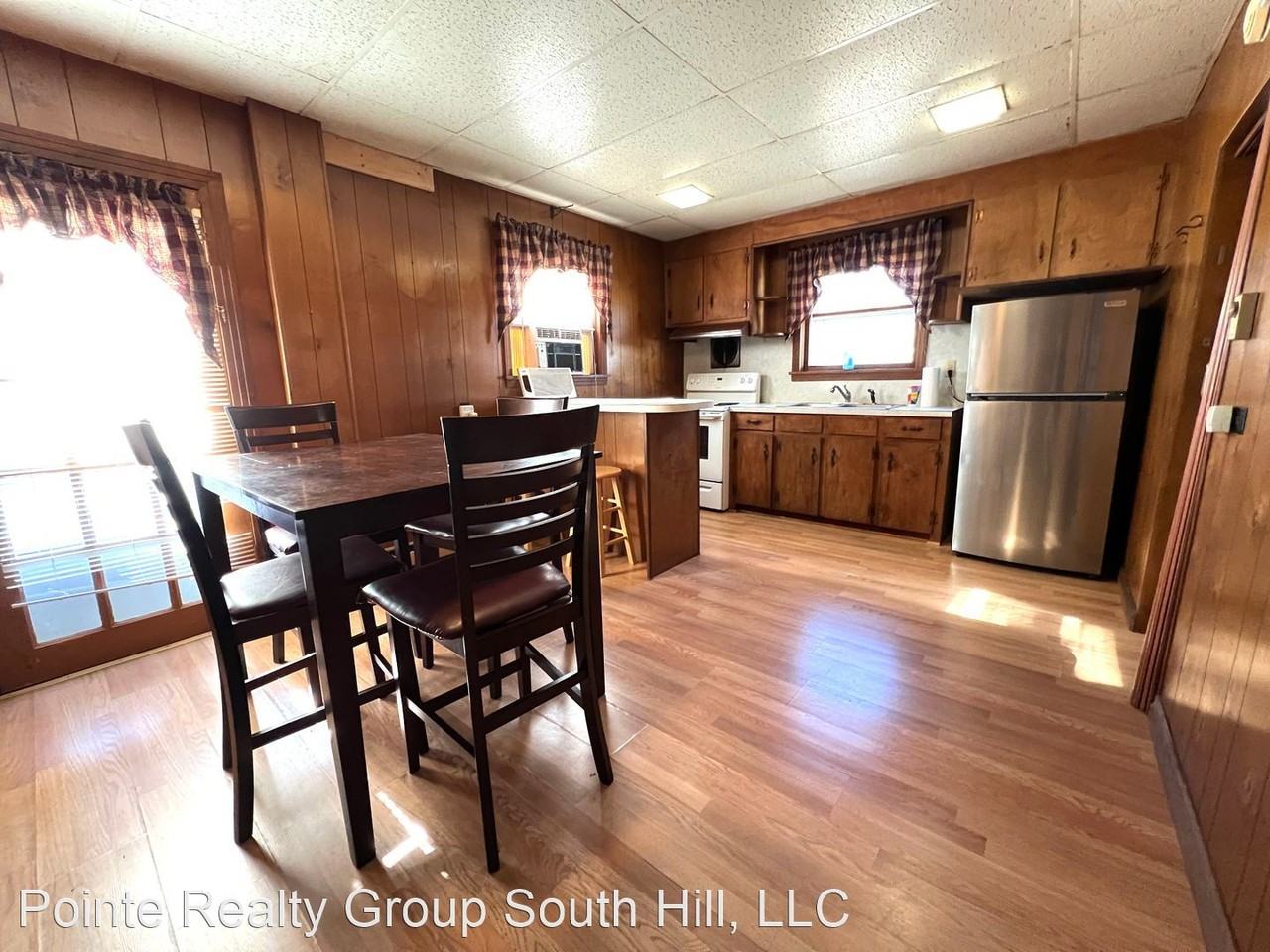 101 S Main St - Photo 3 of 13