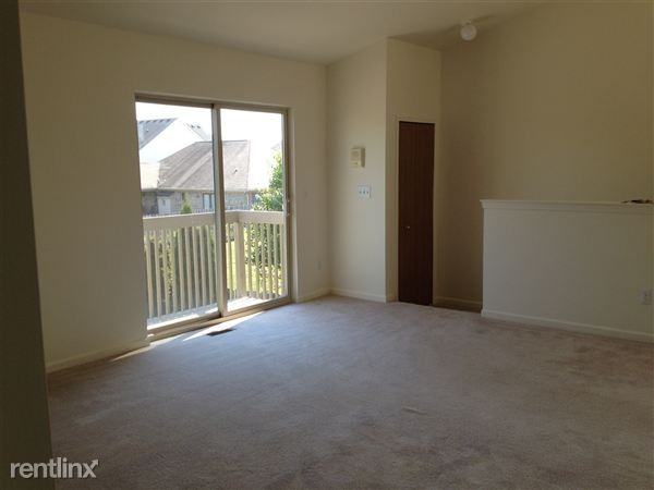 Waters Edge Condominiums - Photo 3 of 8