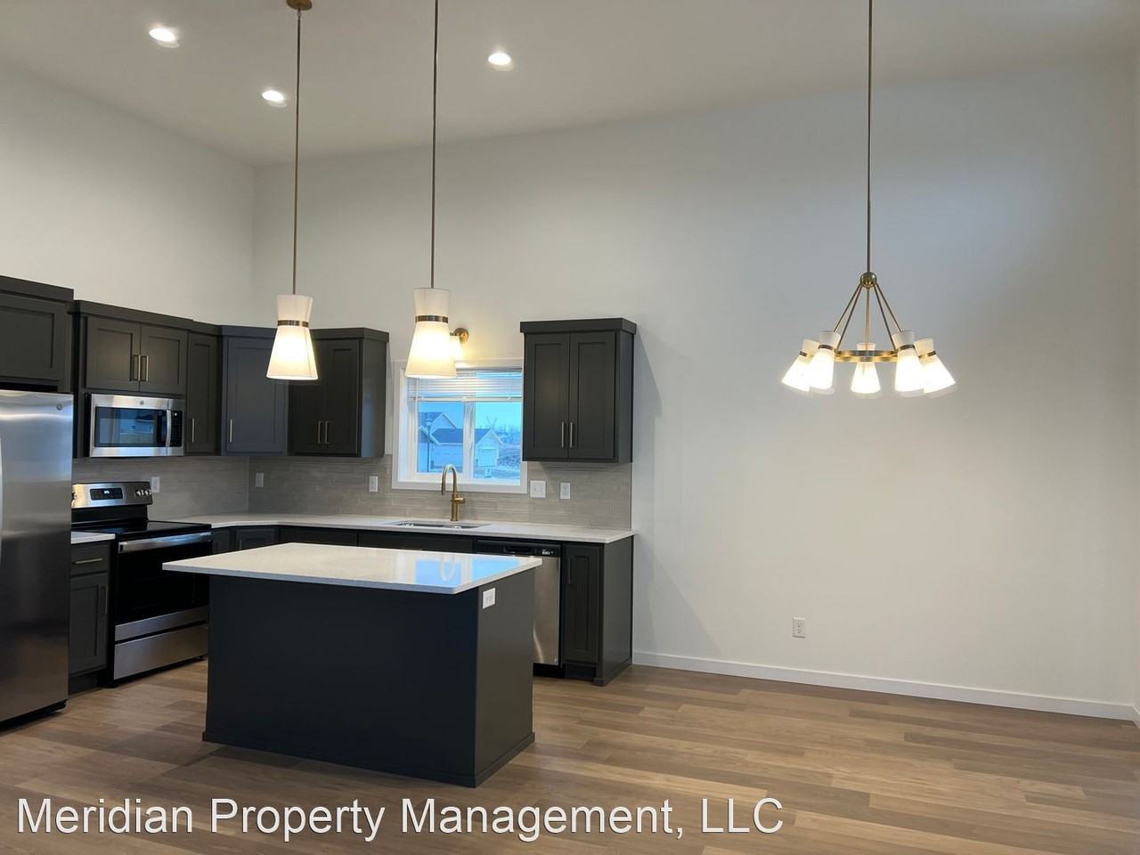 1224 Jill Dr W - Photo 2 of 15