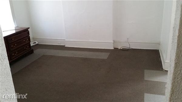 3950 Lexington Ave - Photo 2 of 3