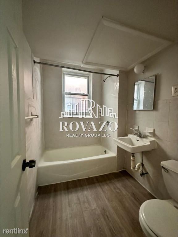 330 Mount Prospect Ave - Photo 2 of 6