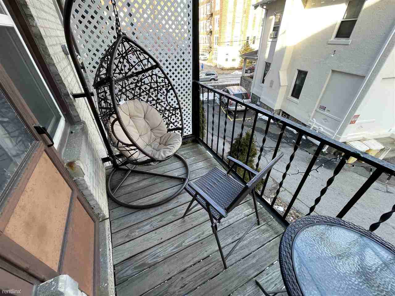 4 Lothian Rd - Photo 2 of 8