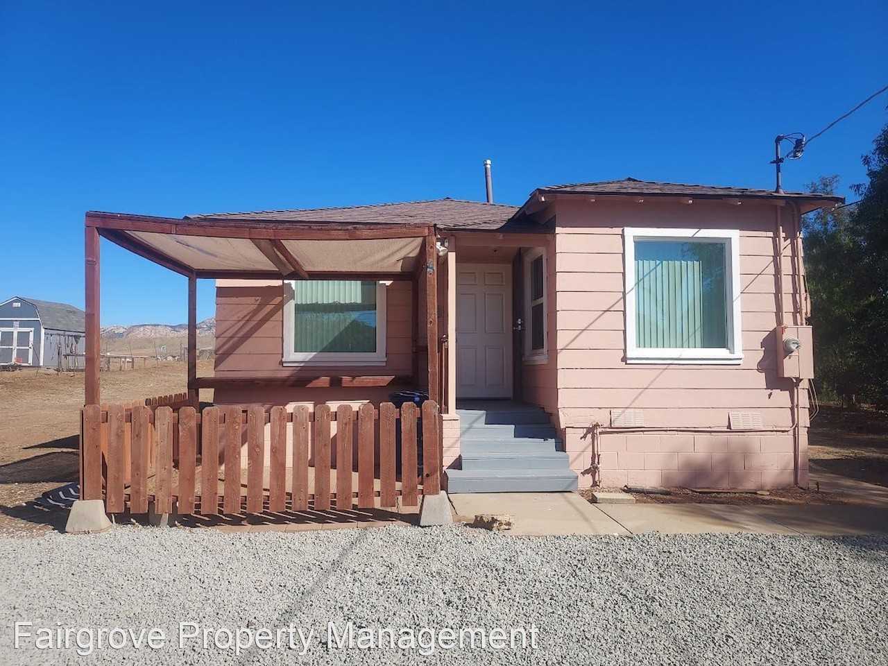 410 and 412 Arnold Way - Photo 2 of 18