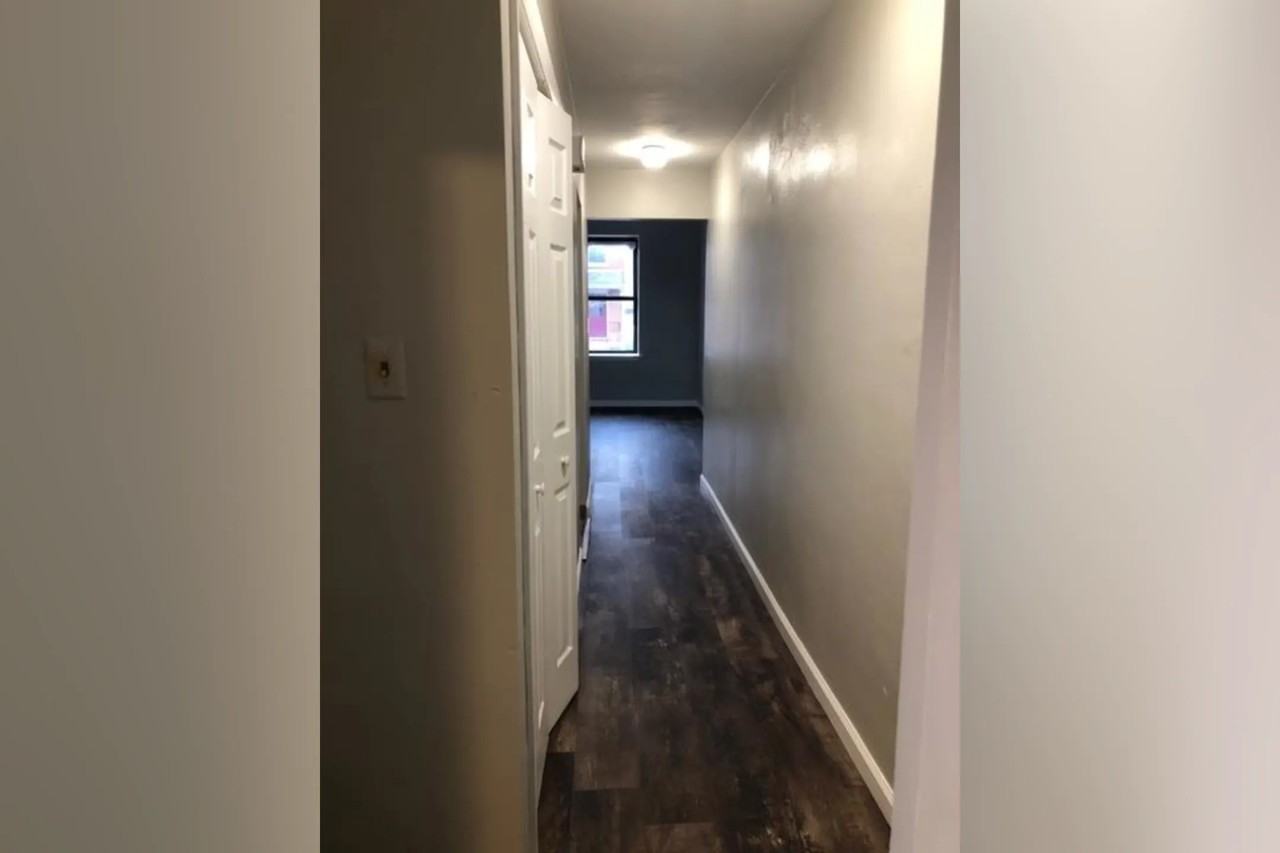 1810 Webster Ave - Photo 3 of 9