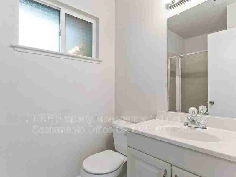 5047 Sparrow Ct - Photo 7 of 14