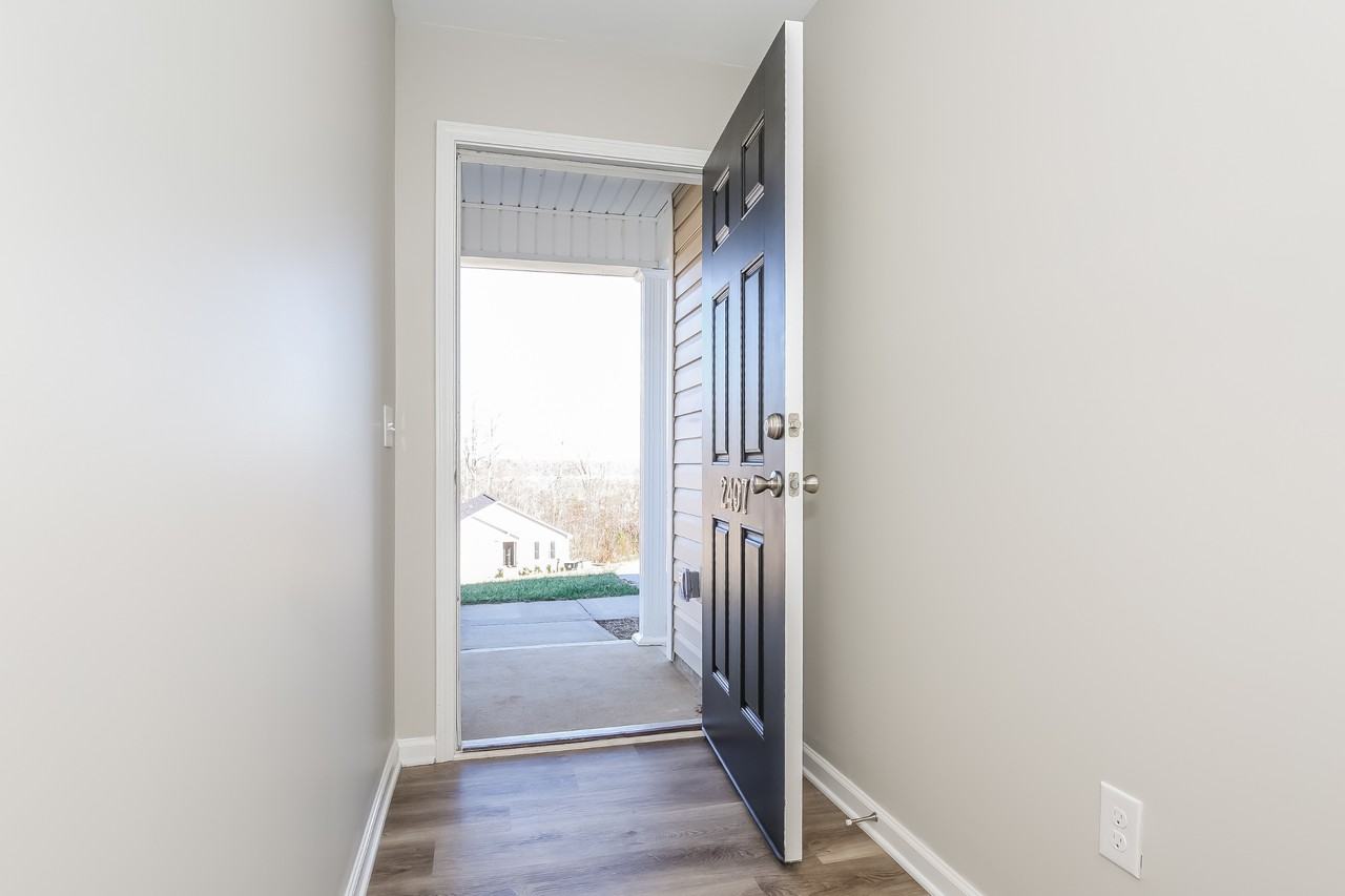 2407 Heritage View Ln - Photo 5 of 16