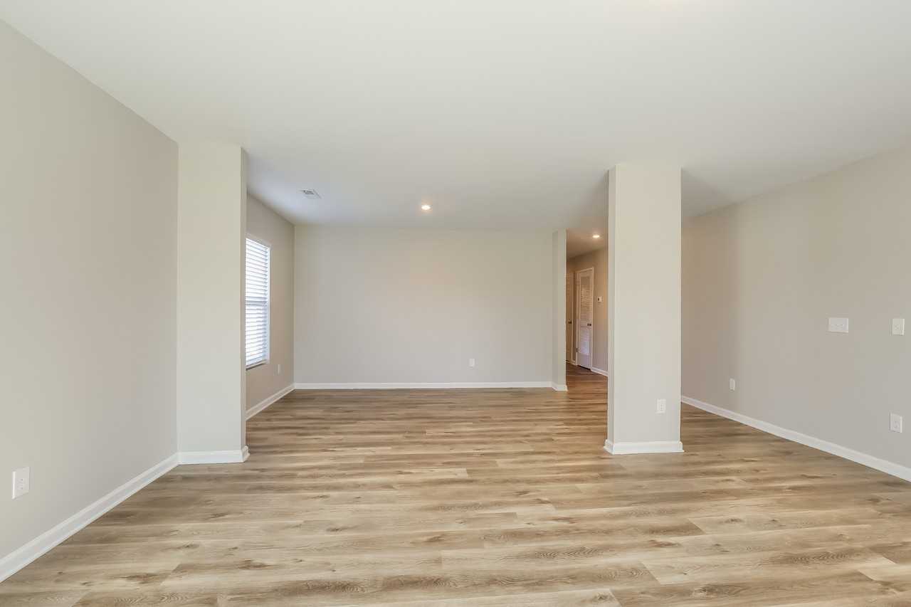 2407 Heritage View Ln - Photo 6 of 16