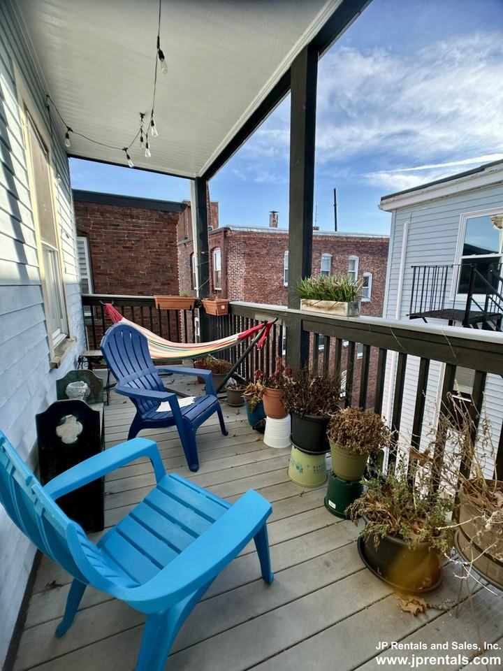 16 Arcola St #3 - Photo 3 of 12