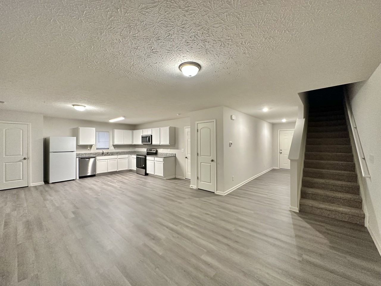 2227 S F St - Photo 2 of 20