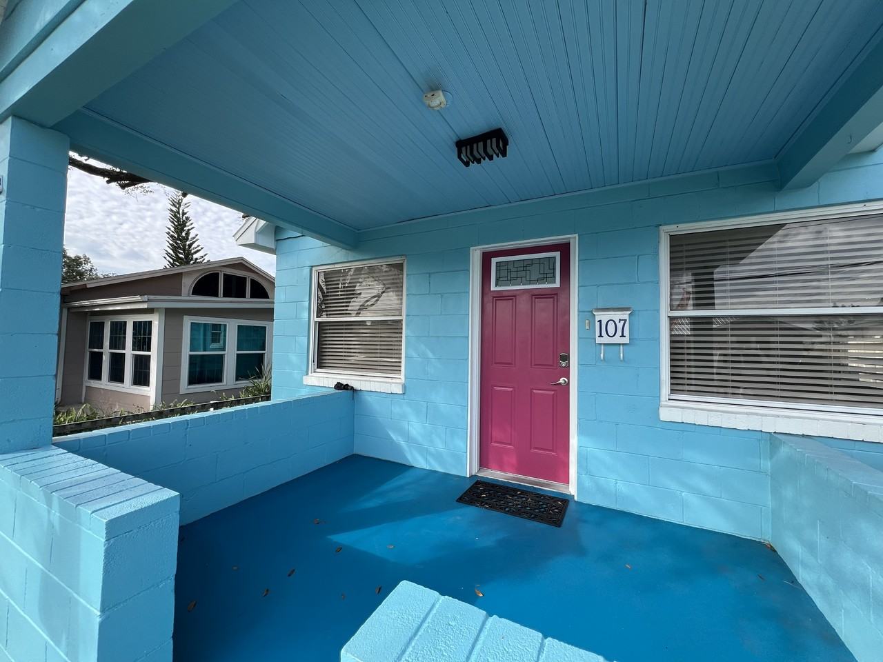 107 W Minnehaha St - Photo 2 of 24