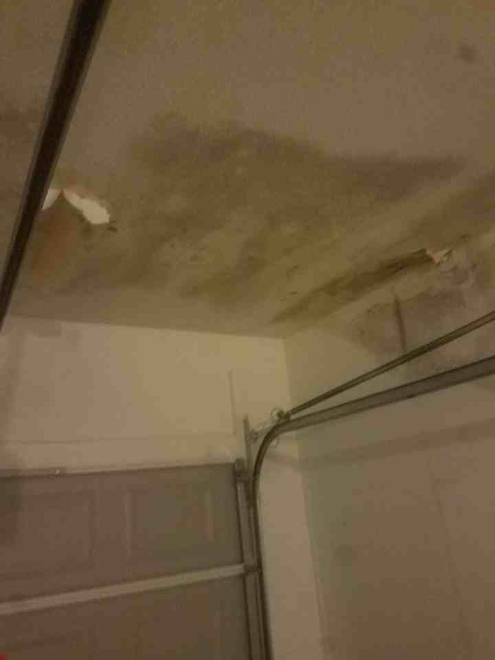 2432 Laurel Cir Nw - Photo 3 of 50