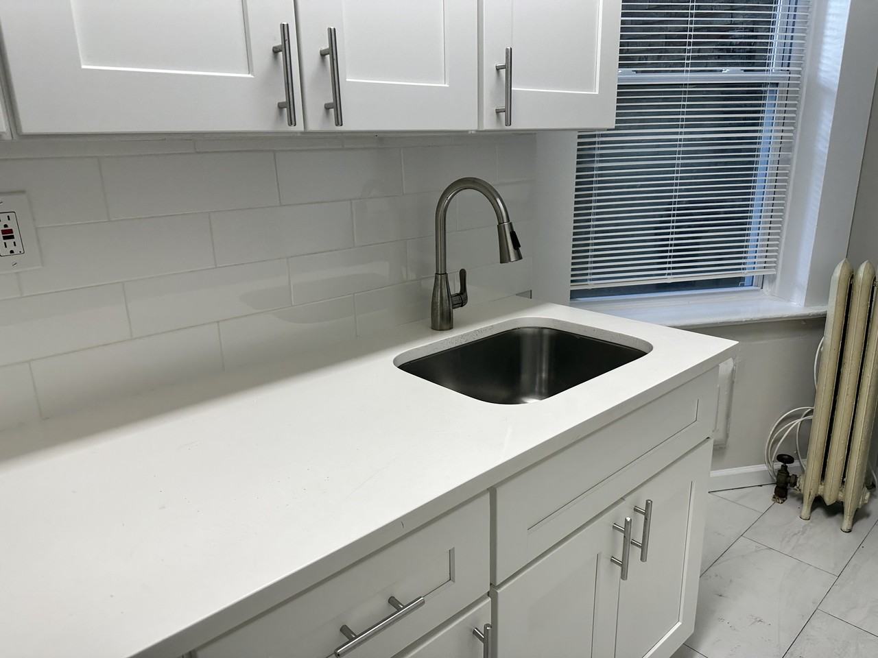 9 Bentley Avenue #5 - Photo 5 of 28