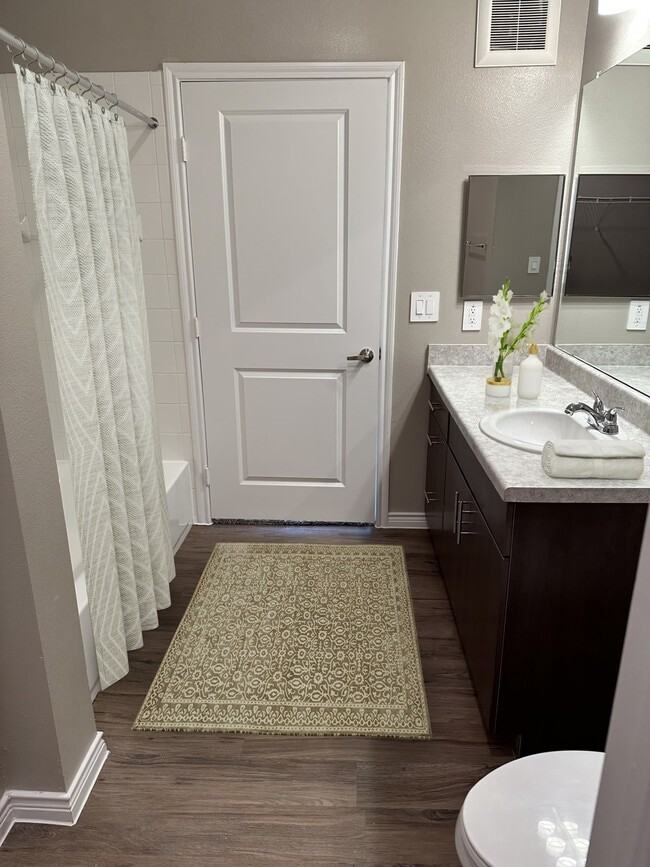 7451 Bluff Springs Rd #D7 - Photo 6 of 15