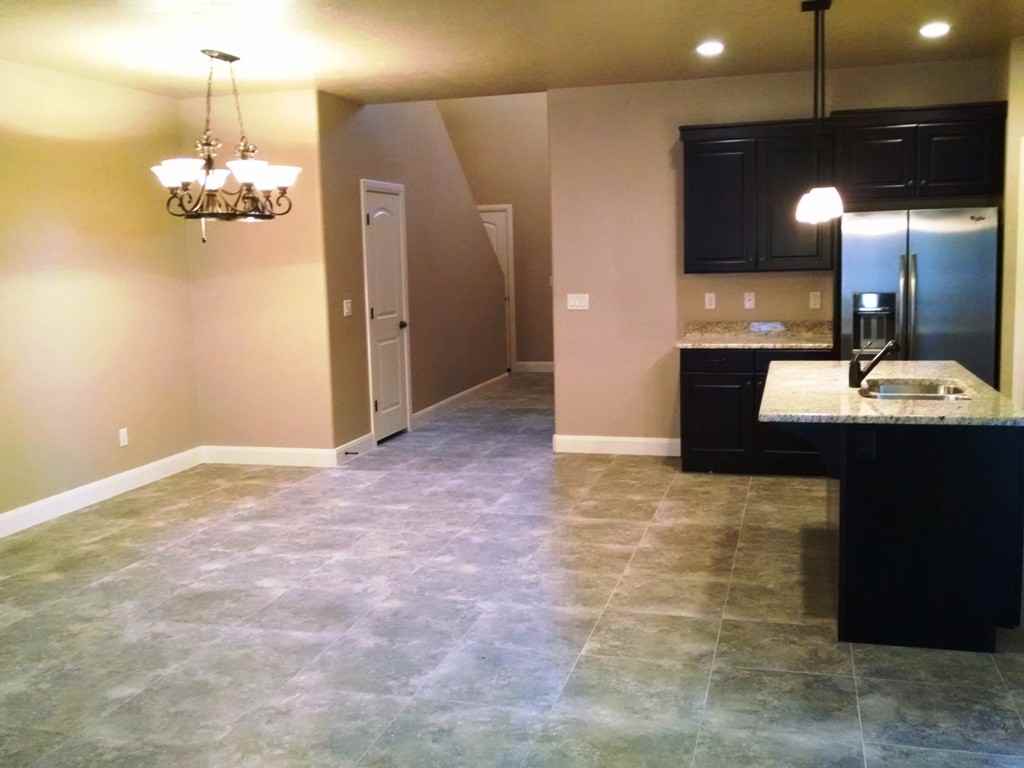 69 Utah Ave - Photo 3 of 15