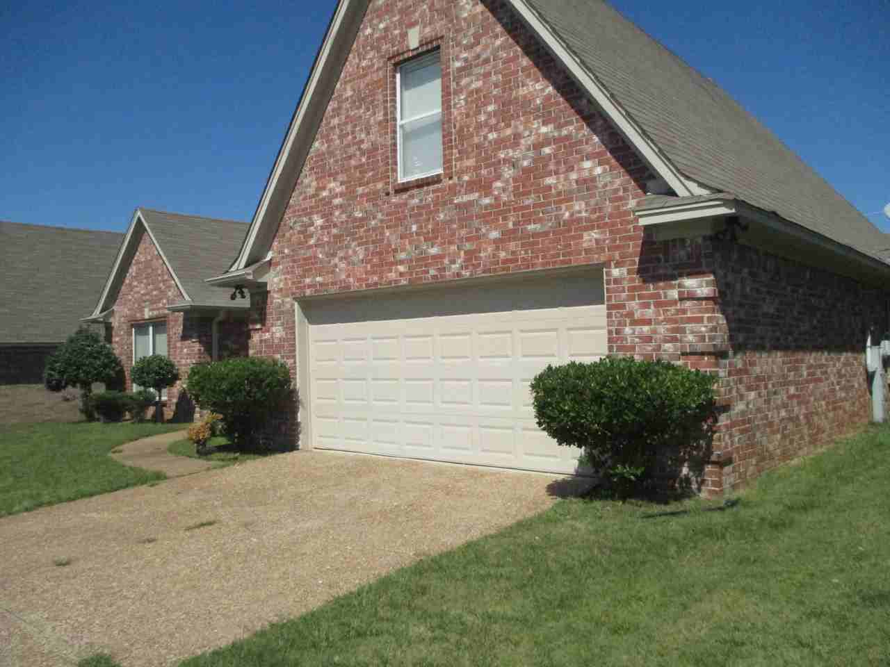1512 Siskin Dr - Photo 3 of 24