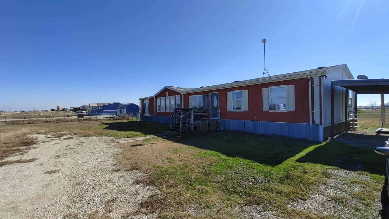 963 Private Road 4732, Rhome, TX 76078 2 unit Rentals Zumper