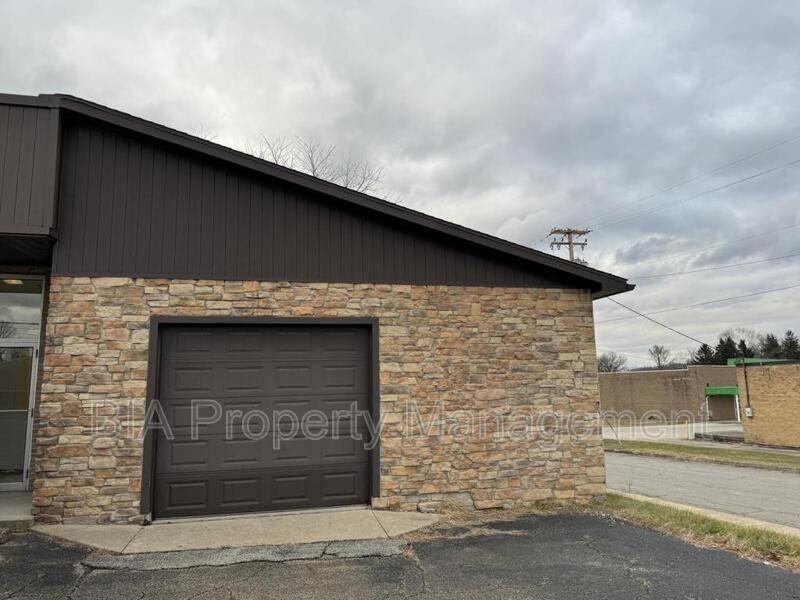 3087 Leechburg Rd #3 - Photo 2 of 3