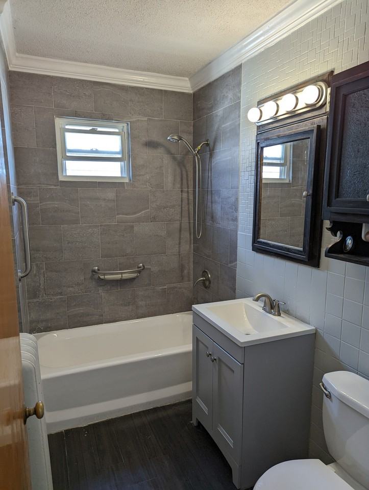 405 West Preston Street - Photo 3 of 8