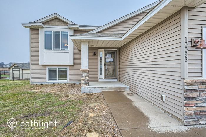 10093 179th Ave Nw - Photo 2 of 21