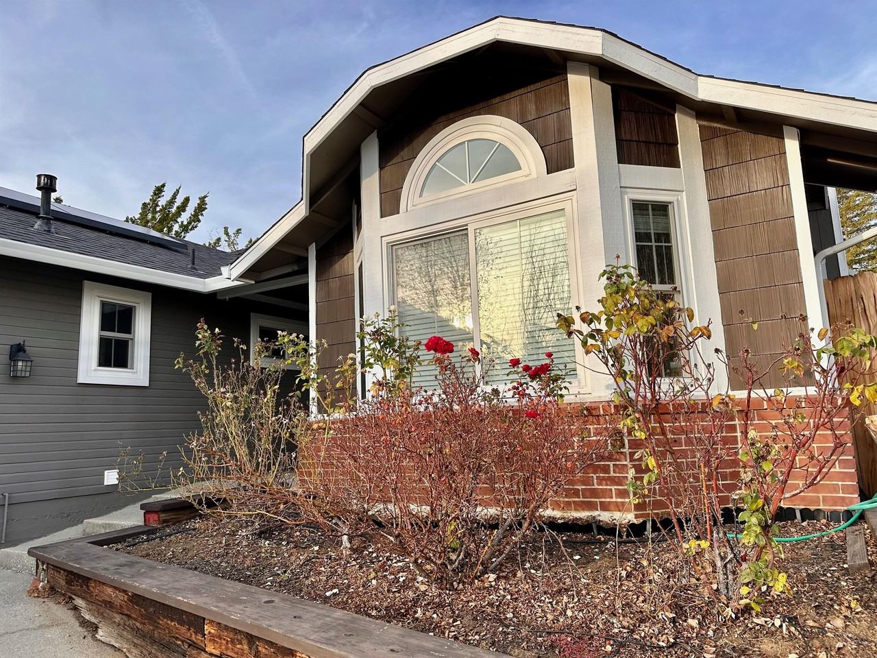 148 Castlemont Dr #1 - Photo 5 of 37