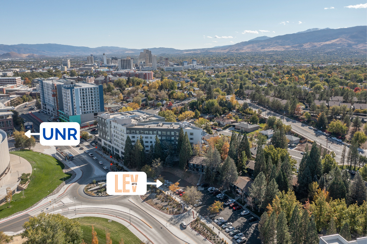 1617 North Virginia Street - Photo 3 of 6