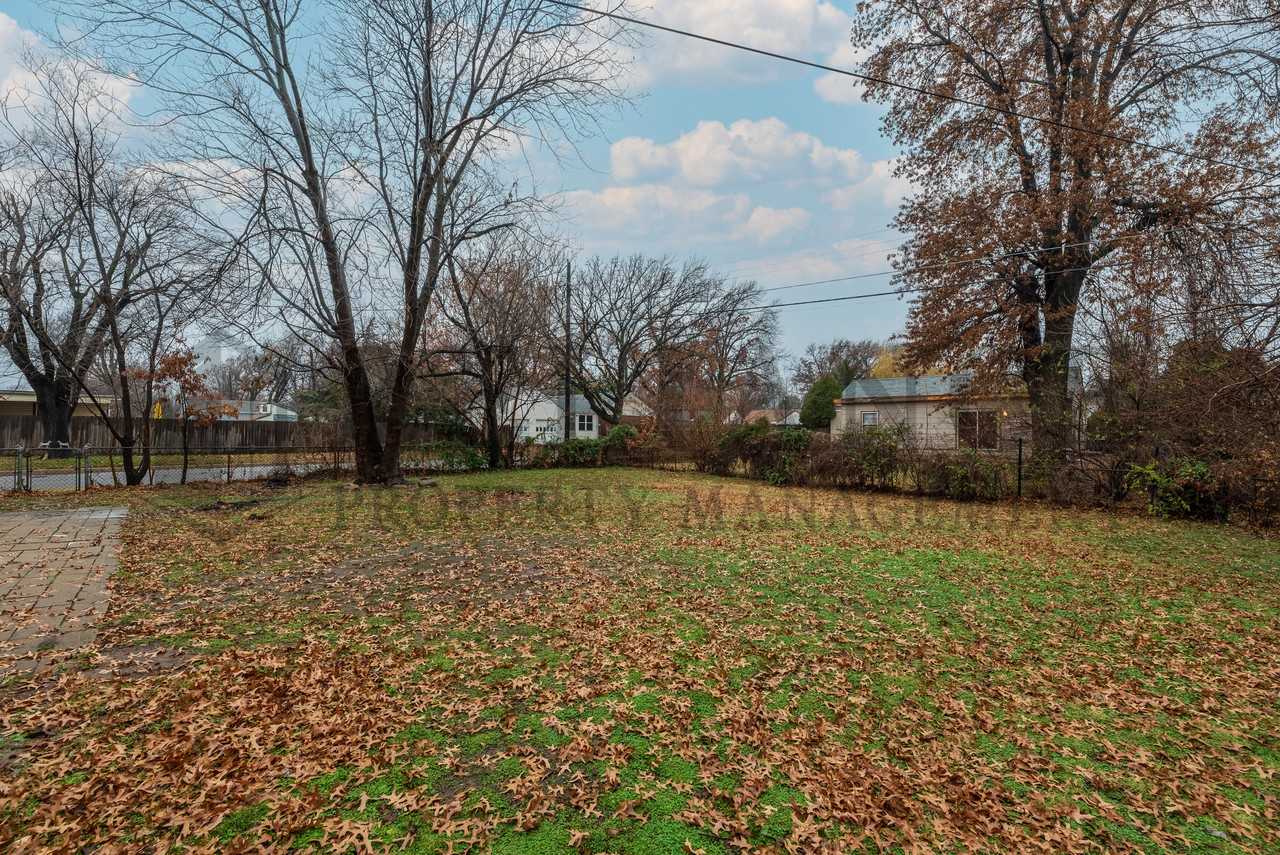 545 S Barlow St - Photo 2 of 19