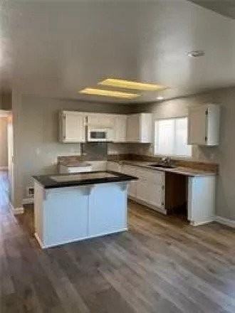 12039 Honey Oak Ct - Photo 3 of 8