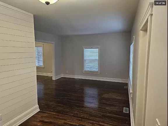 46 Lowell Ave Ne - Photo 3 of 34