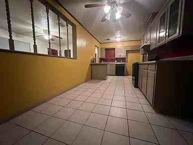 139 Tooke Dr - Photo 2 of 6