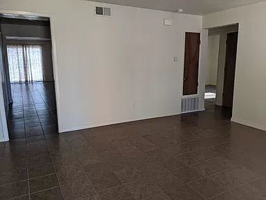 8902 Aztec Rd Ne - Photo 2 of 8