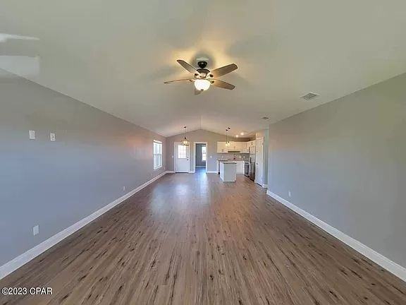 2606 Glenview Ave - Photo 2 of 16