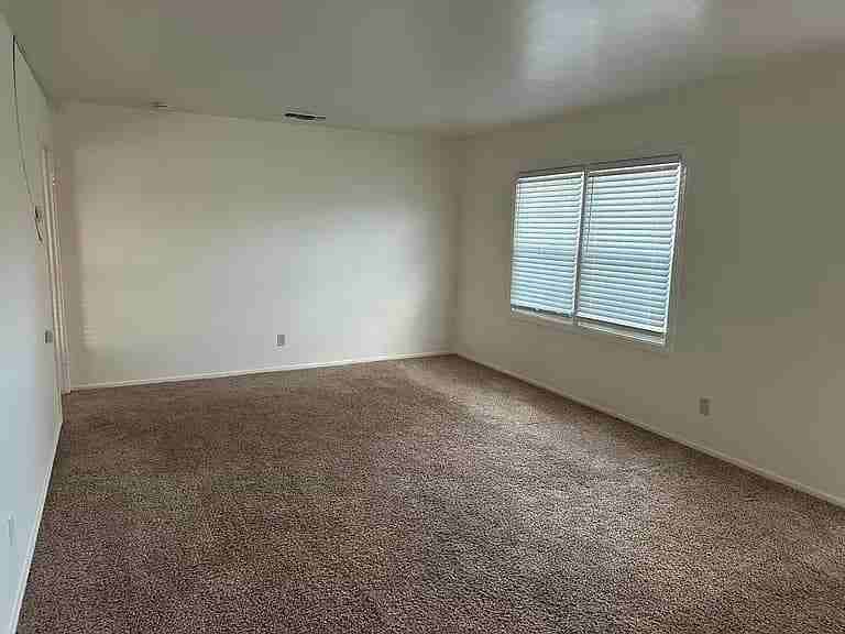 5724 Vista Ave - Photo 3 of 8