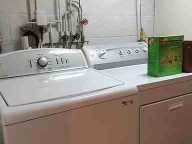 412 Taulman Rd - Photo 3 of 10