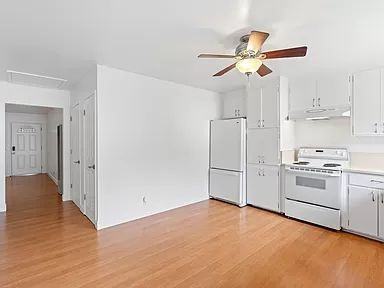 2324 New Jersey Ave - Photo 3 of 8