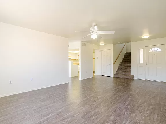 8303 Maumee Rd Apt D - Photo 2 of 5