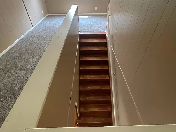 1317 Louisiana Ave - Photo 2 of 5