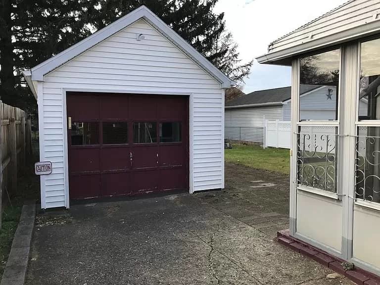 3114 Pittsburgh Ave - Photo 3 of 10