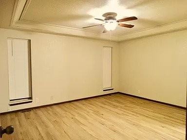 12509 Parkland Pl - Photo 3 of 6